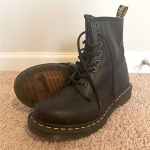 Dr. Martens, great condition!! Size 7